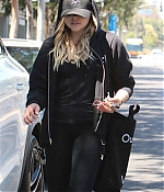 Chloe-Moretz-in-Black-Spandex--13-662x993.jpg