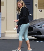 Chloe-Moretz-in-Blue-Tights--02-662x993.jpg