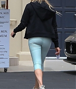 Chloe-Moretz-in-Blue-Tights--14-662x993.jpg