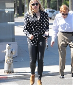 Chloe-Moretz-in-Leather--01-662x873.jpg