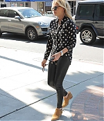 Chloe-Moretz-in-Leather--25.jpg