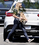 Chloe-Moretz-in-Tight-Jeans--05-662x789.jpg