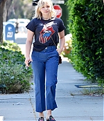 Chloe_281329~10.jpg