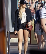 Chloe_28329~7.jpg