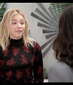 Chloe_Moretz_Schools_an_Alien_Expert_28229.jpg