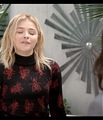 Chloe_Moretz_Schools_an_Alien_Expert_28629.jpg