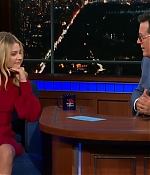LateShowWithStephenColbert18_2849029.jpg