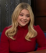 LateShowWithStephenColbert18_2852129.jpg