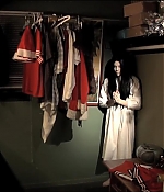 Scary_Girl_2811429.jpg