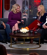 Filename=Strahan_and_Sara_2019_288129.JPG
Filesize=445KiB
Dimensions=1280x720
Date added=Mar 04, 2019 Strahan_and_Sara_2019_288129.JPG