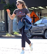 chlo_281529~2.jpg