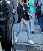 chloe_1_283129~0.jpg