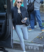 chloe_1_283229~0.jpg