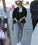 chloe_281029~21.jpg