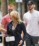 chloe_281129~36.jpg