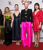 chloe_2817729~0.jpg