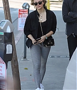 chloe_281929~14.jpg