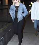 chloe_28229~27.jpg
