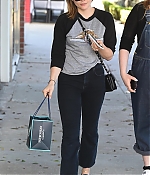 chloe_28329~18.jpg