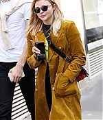 chloe_285329~11.jpg