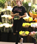 chloe_28629~29.jpg