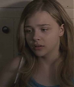 chloemoretzorg4107.jpg